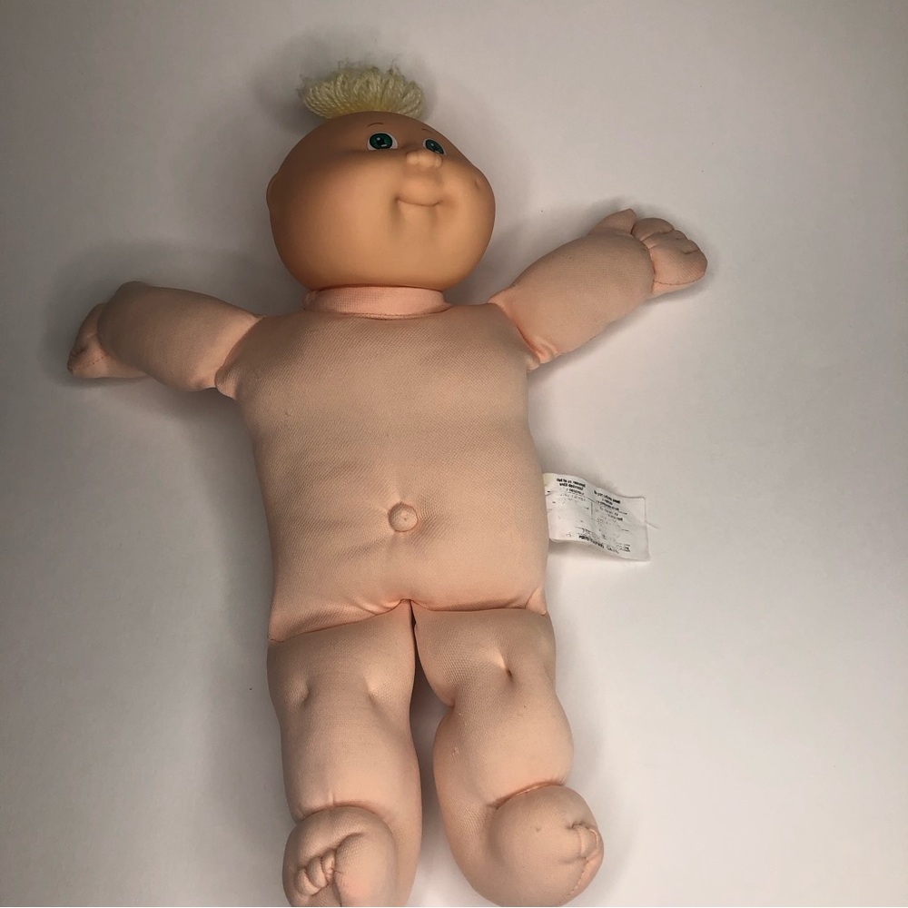 Vintage 1982 Cabbage Patch Preemie   Doll Green Eyes Sprig of Blonde Hair